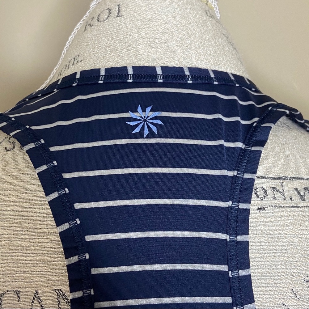 ❌SOLD❌Athleta XL Blue & Gray Striped Racerback Tan - Picture 4 of 7